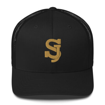 Casquette trucker rétro noire SJ EXCLUSIVE avec logo SJ en broderie 3D or, maille arrière et fermeture ajustable